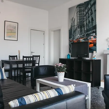 Atico Con Terraza Y Vistas